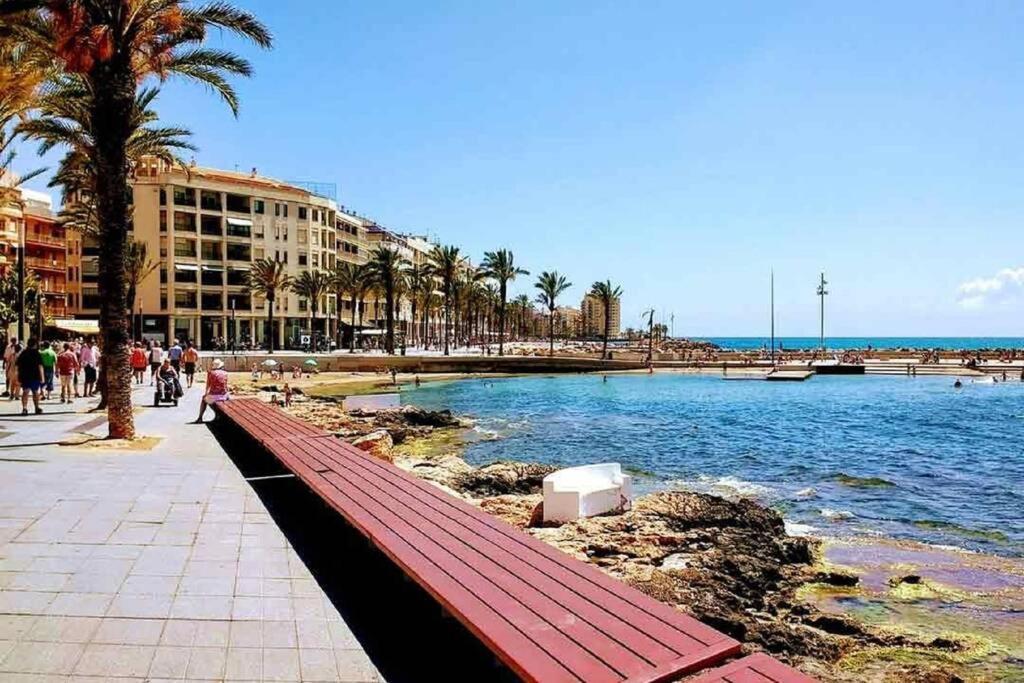 Brilliant Apartment Cibeles Torrevieja Kültér fotó